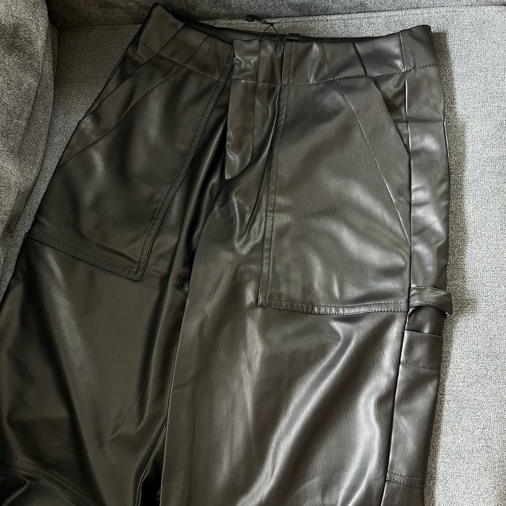 Zara - Picture 6 of 7